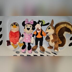 Disney Plush Toys Set of 4 Sophia Characters Robin Whatnaught Minnie Pluto Qty 4